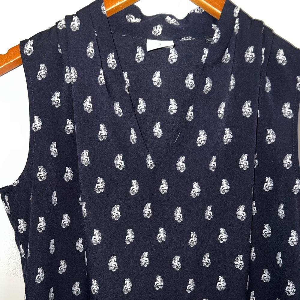 CAbi Memento Sleeveless Printed V-Neck Top Blouse Sz S - Picture 3 of 6